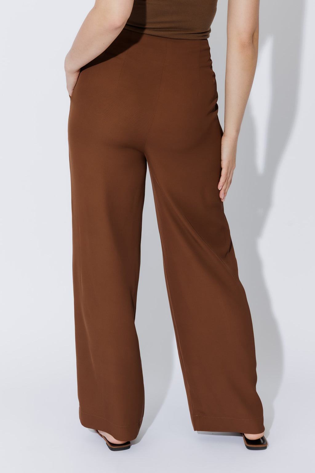 Cocoa Euro Drape Pant