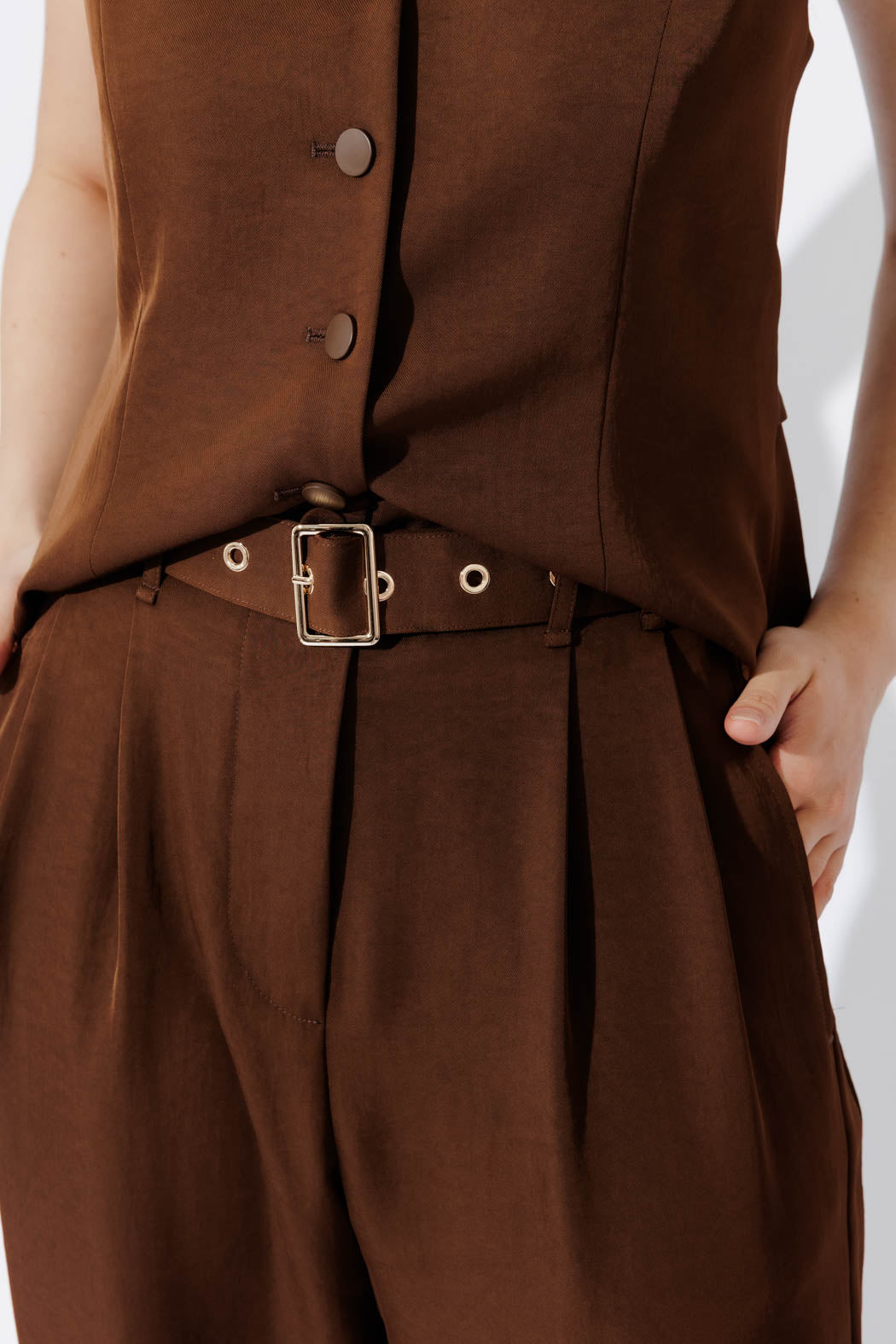 Chocolate Euro Barrel Cleo Pant