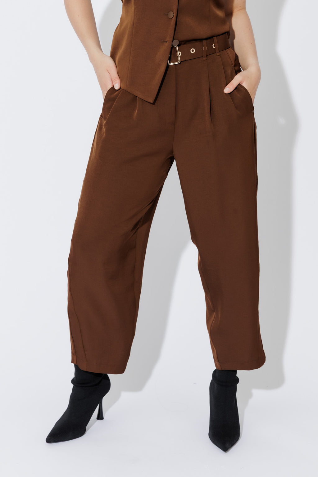 Chocolate Euro Barrel Cleo Pant