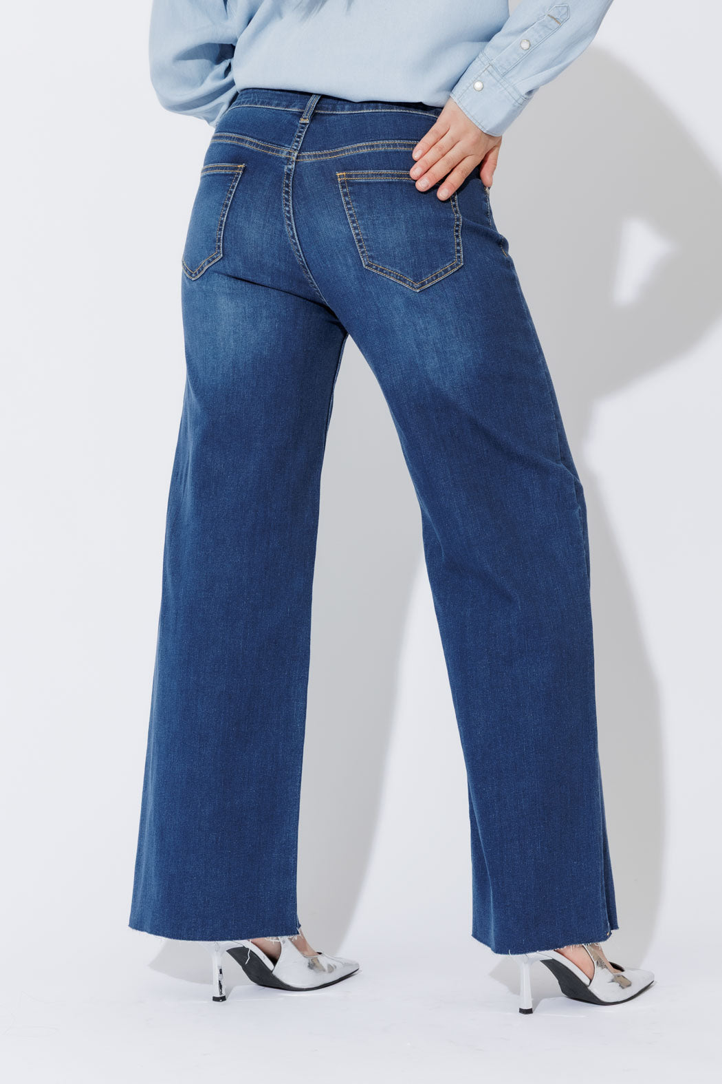 Mid Blue Mid Rise Wide Leg Jean Mid Blue