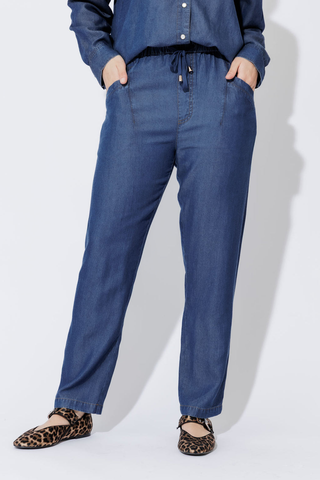 Dark Denim Tencel Dart Pant Dark Denim