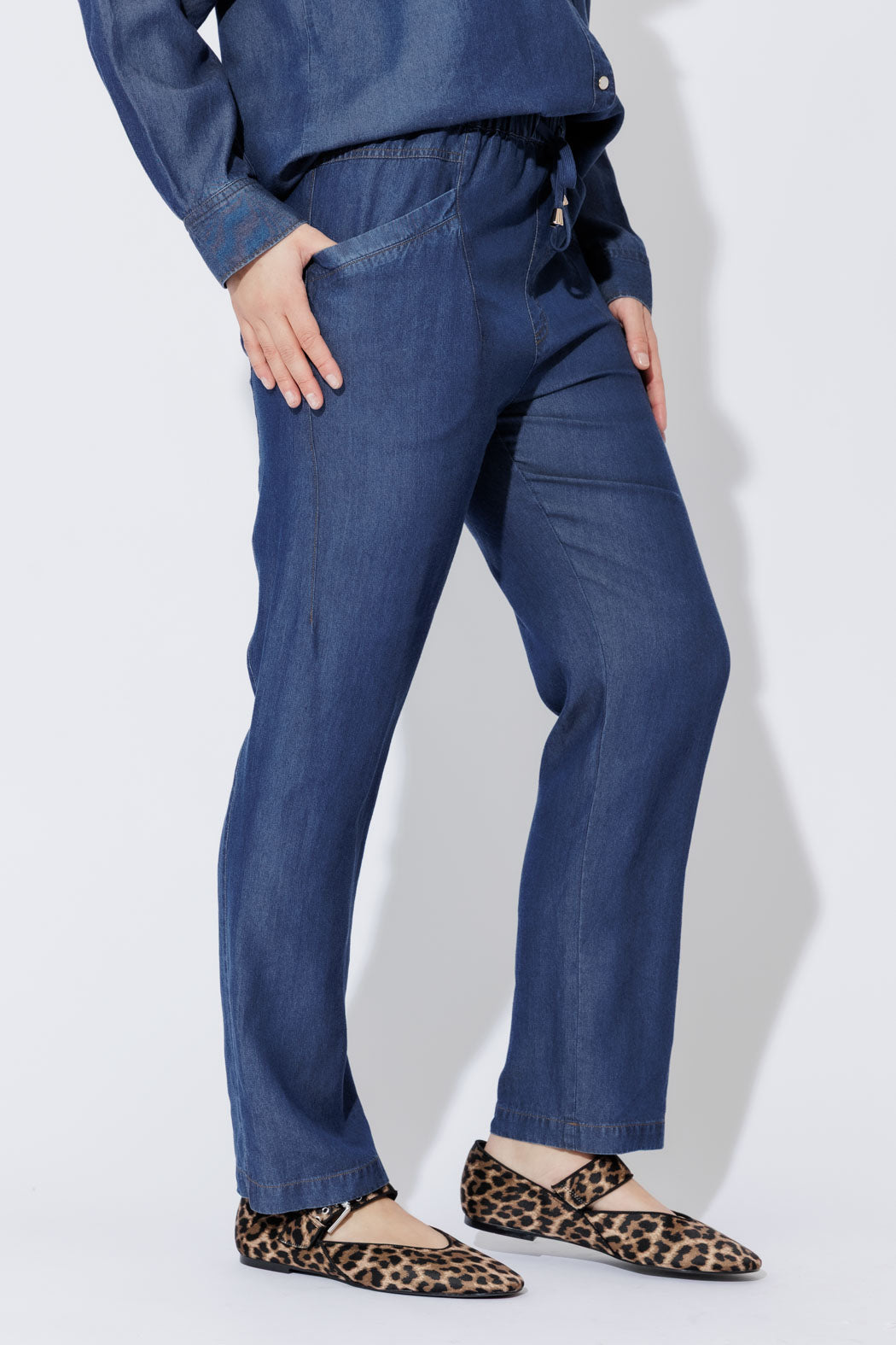Dark Denim Tencel Dart Pant Dark Denim