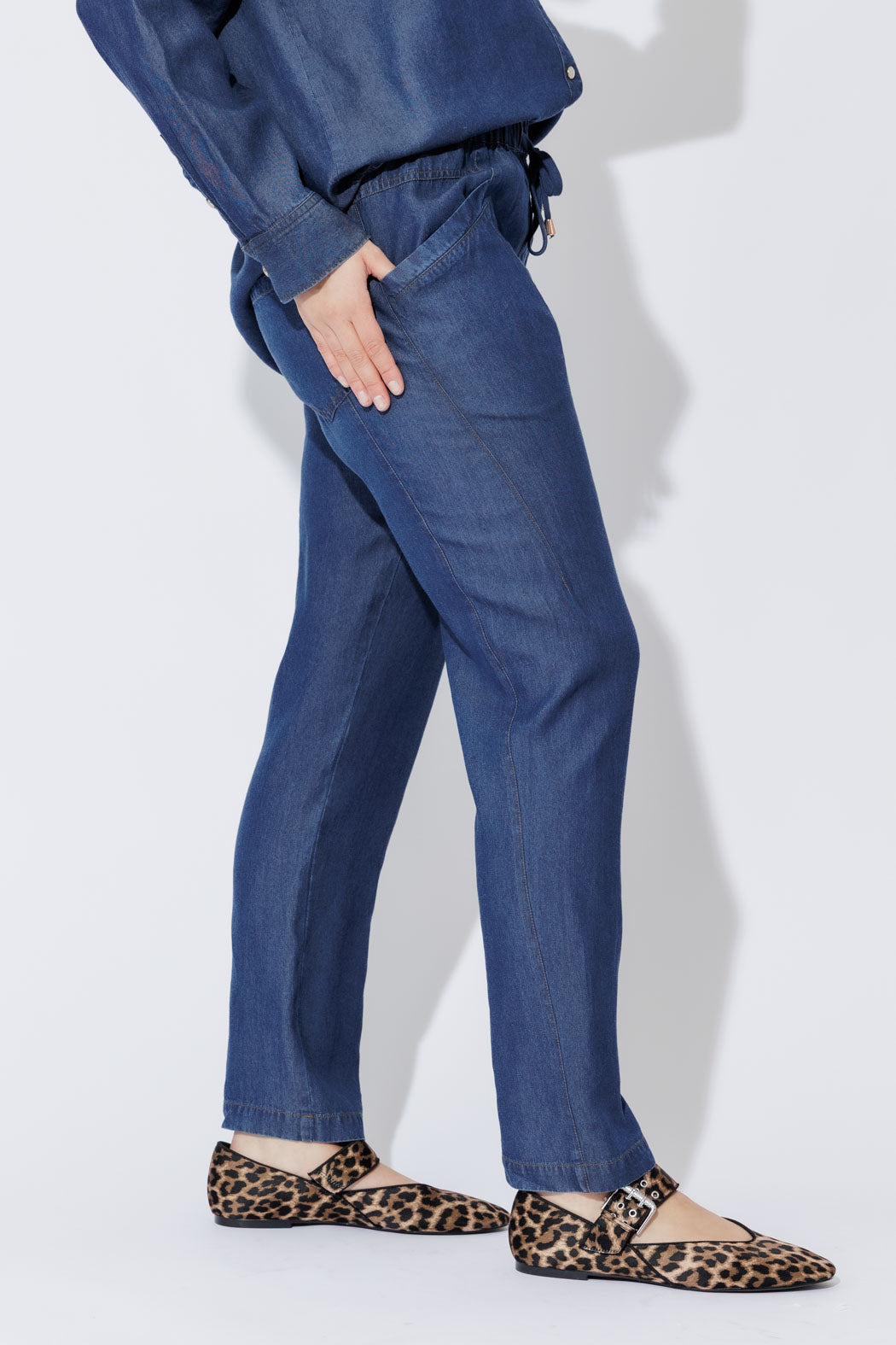 Dark Denim Tencel Dart Pant Dark Denim