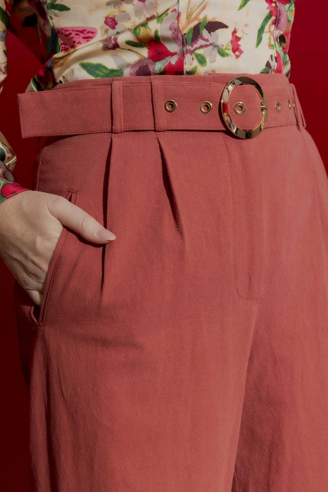 Rouge Sandwashed Linen Cleo Pant