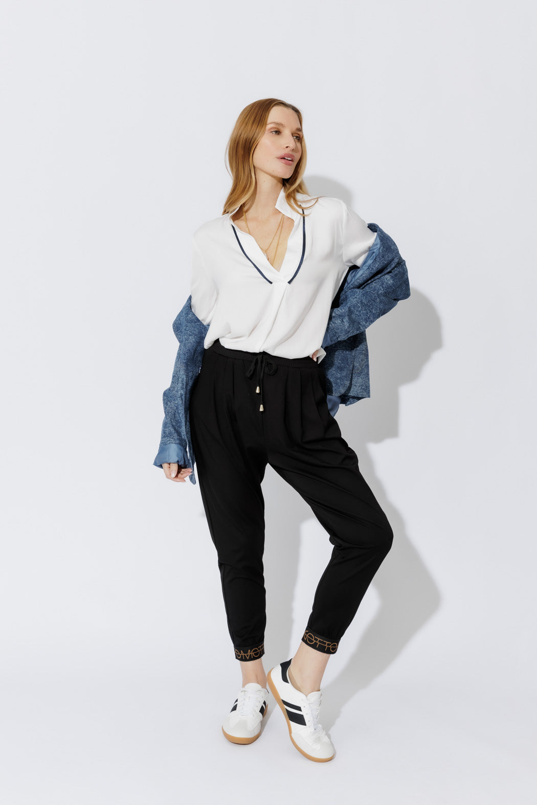 White Piped Collar Blogger Shirt