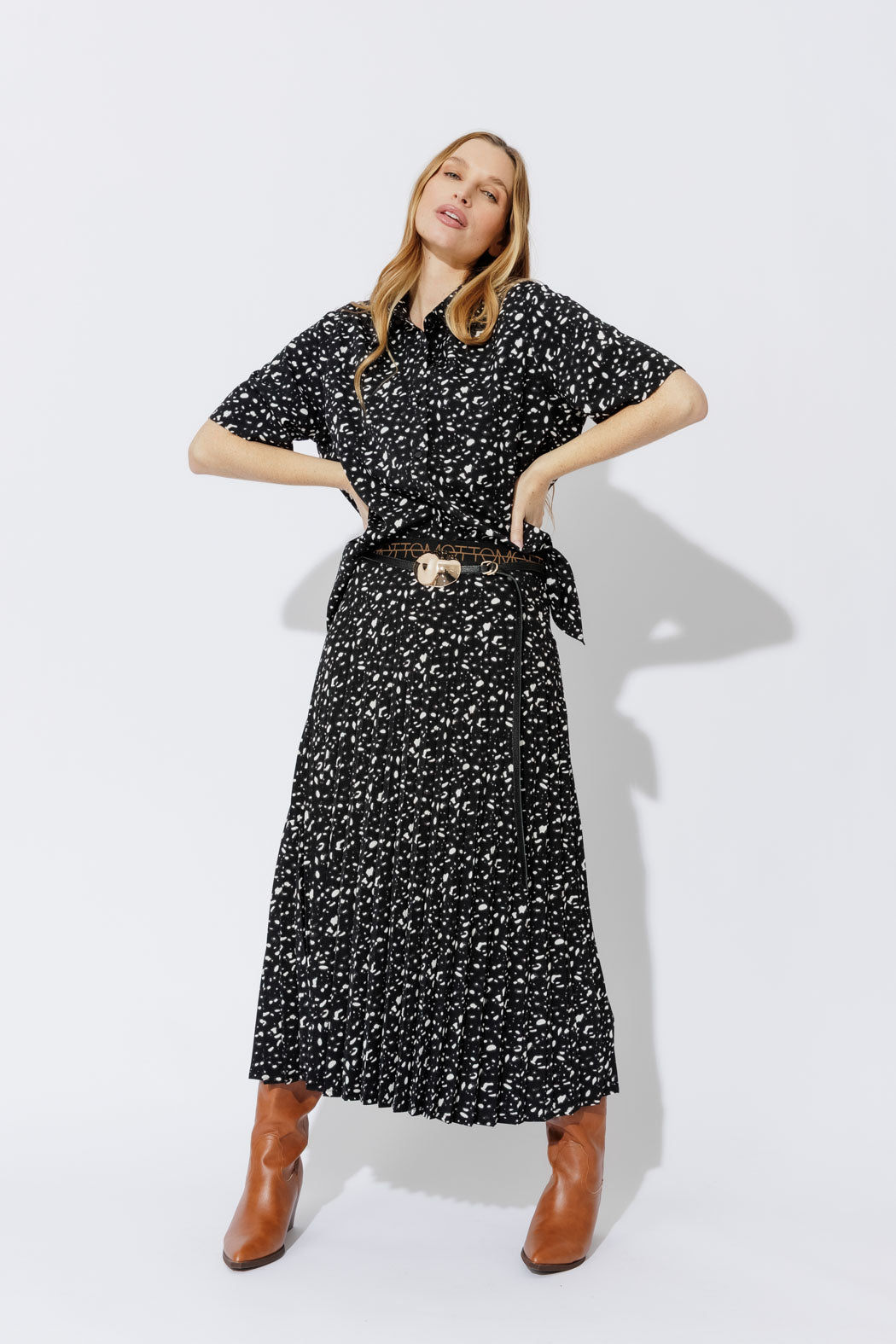 Black Sunray Pleat Skirt