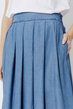 Mid Denim Tencel Pleat Skirt