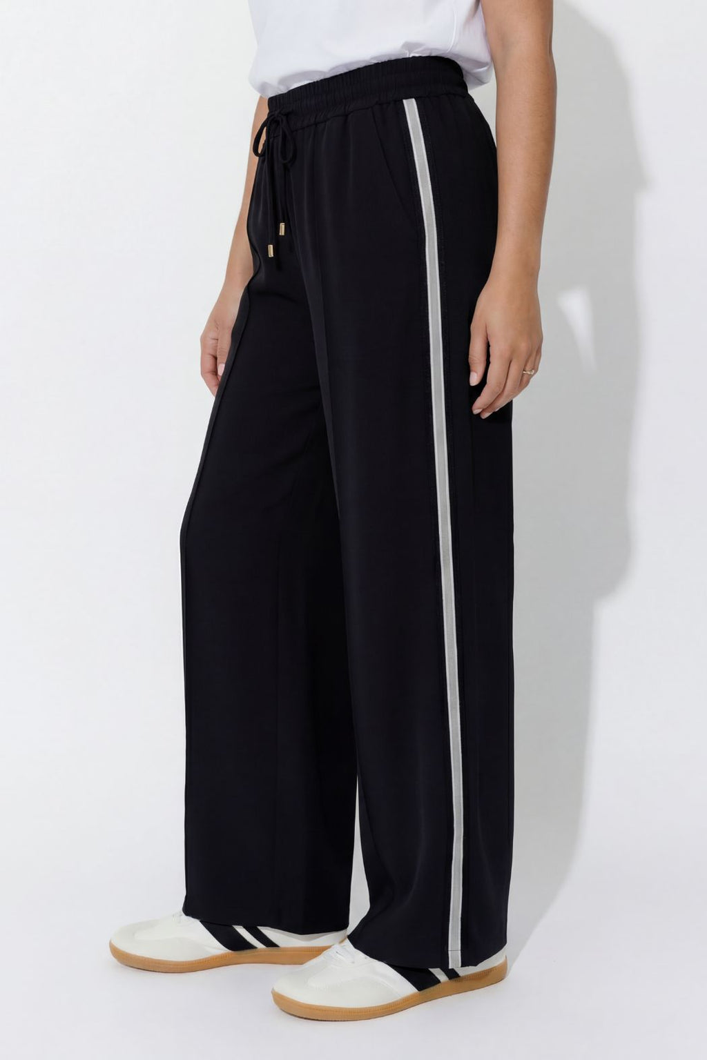 Black Euro Pintuck Sport Pant