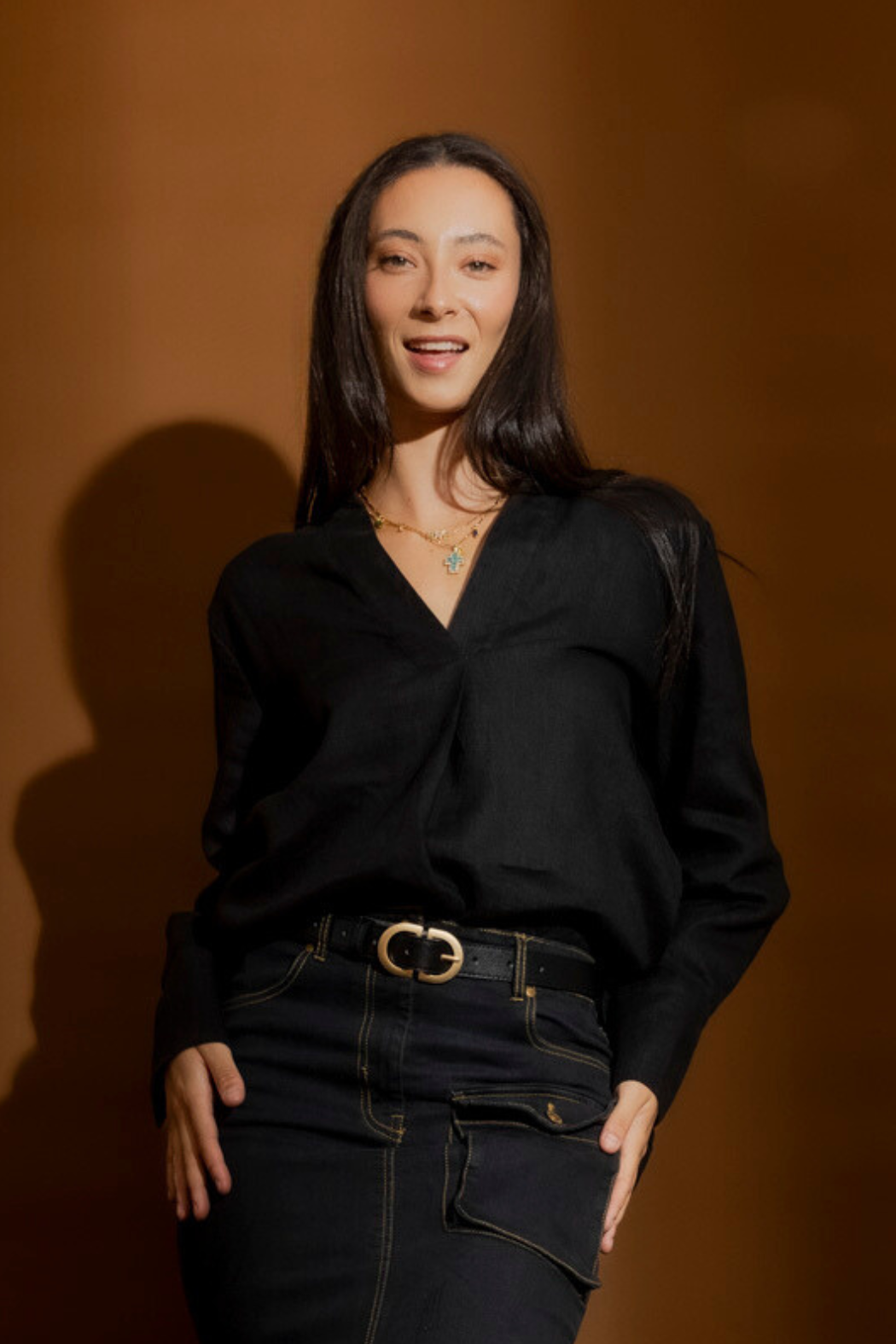 Black Luxury Linen Blogger Shirt