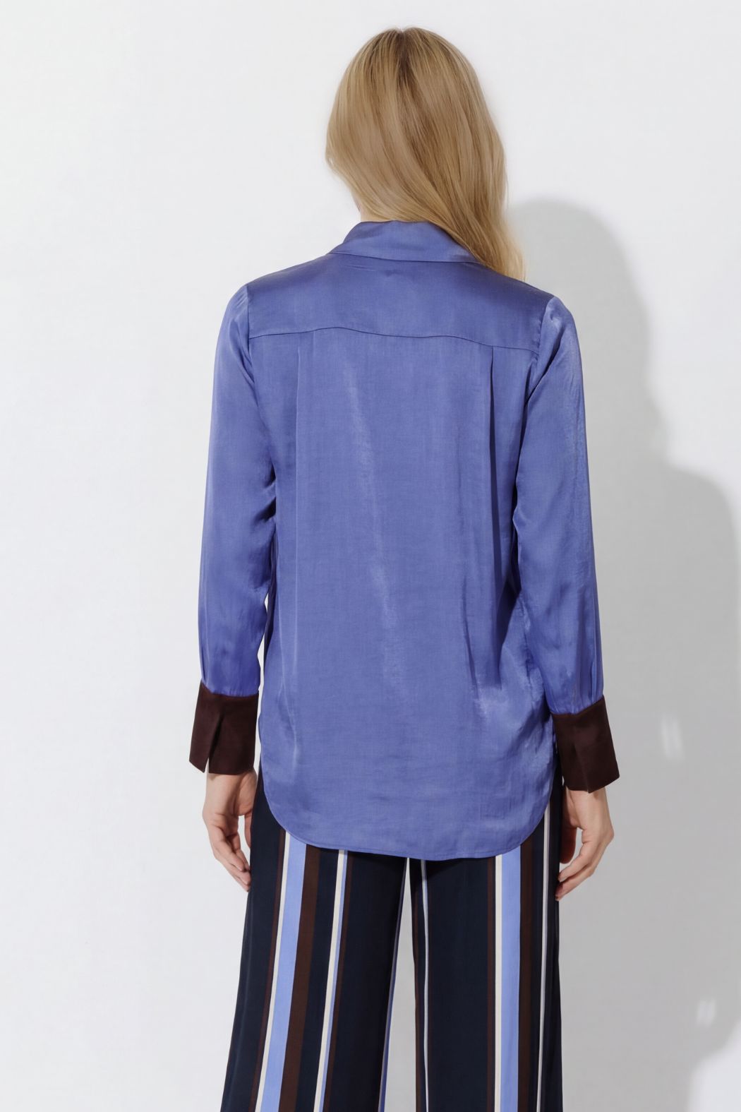 Slate Glow Cuffed Blogger Shirt