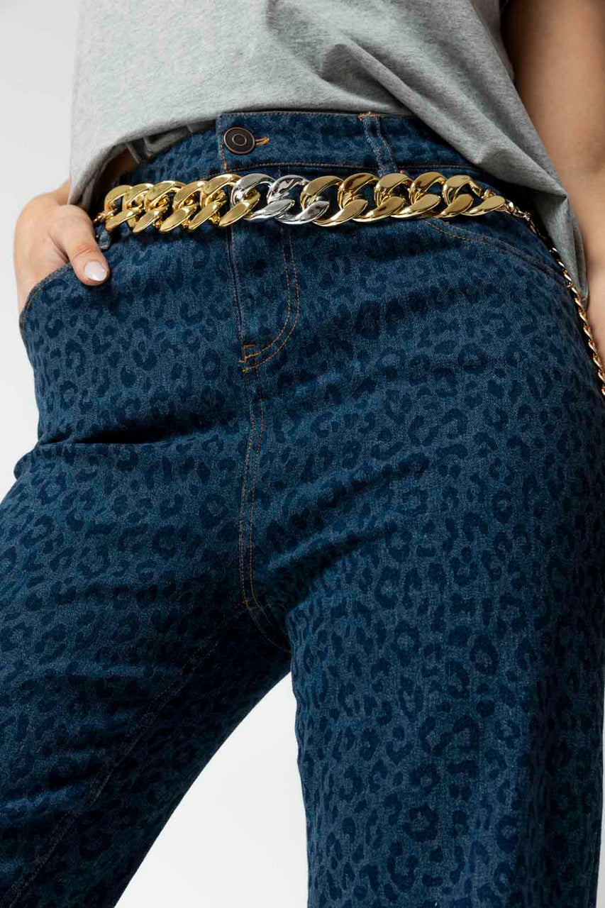 Mid Chambray Animal Jean