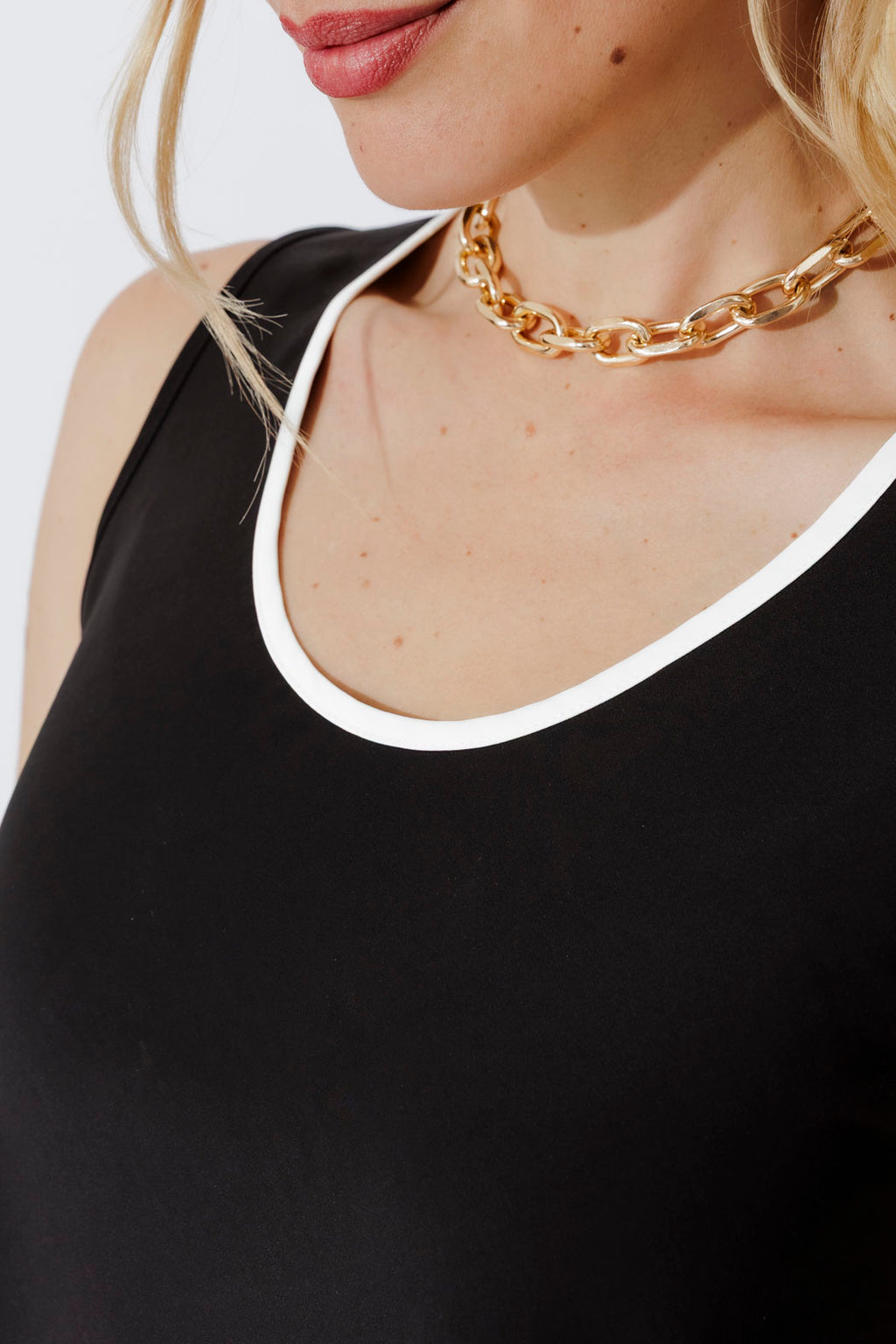 Black/White Luxury Bias Cami