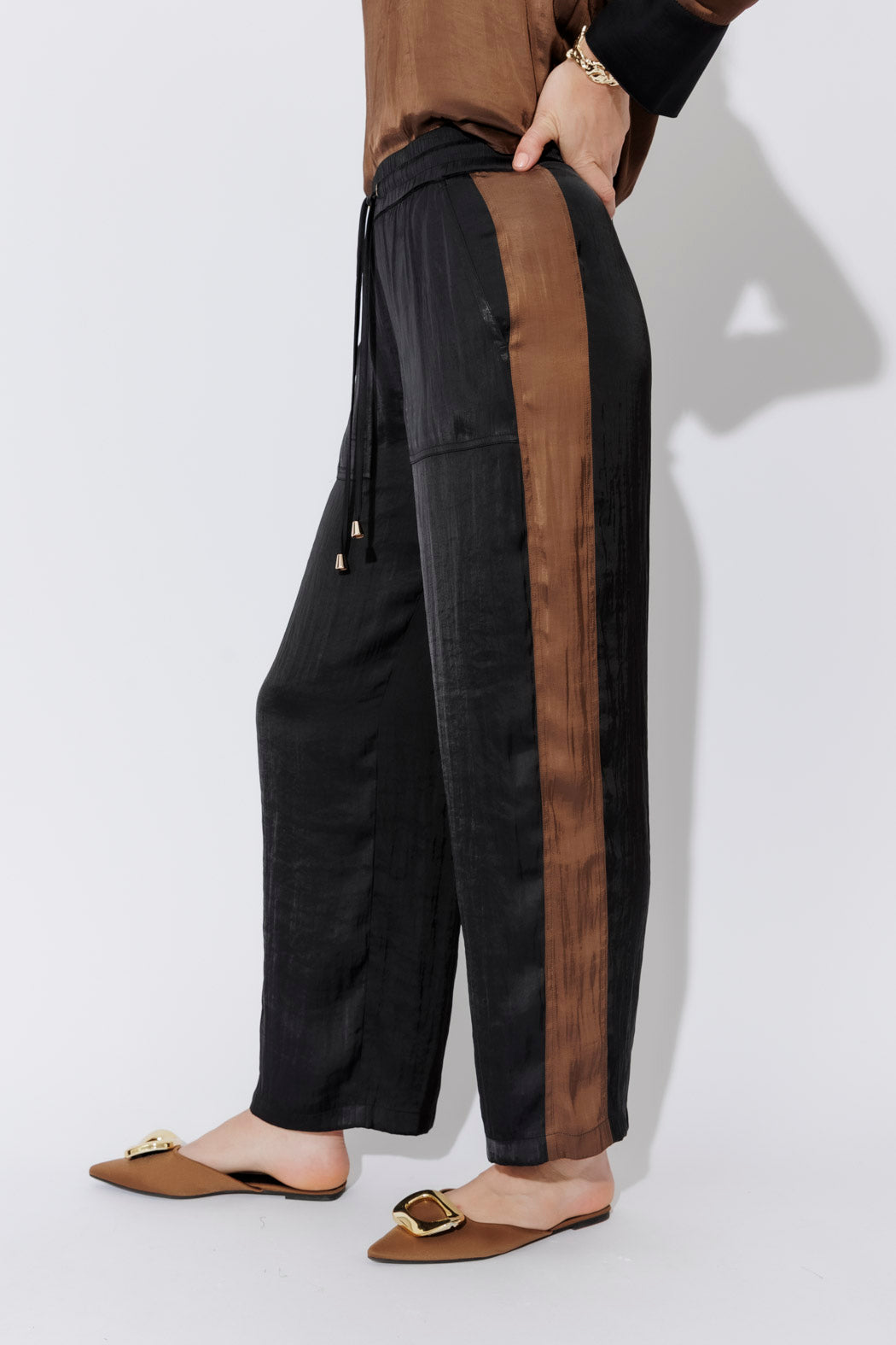 Black Glow Panel Pant