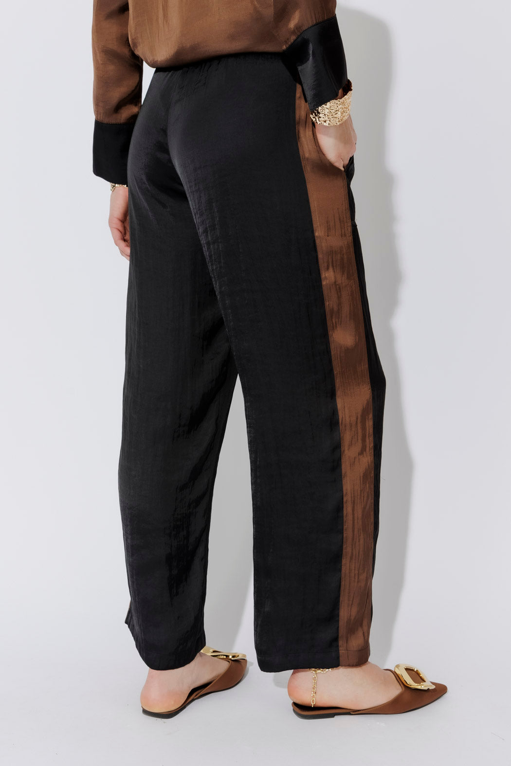 Black Glow Panel Pant