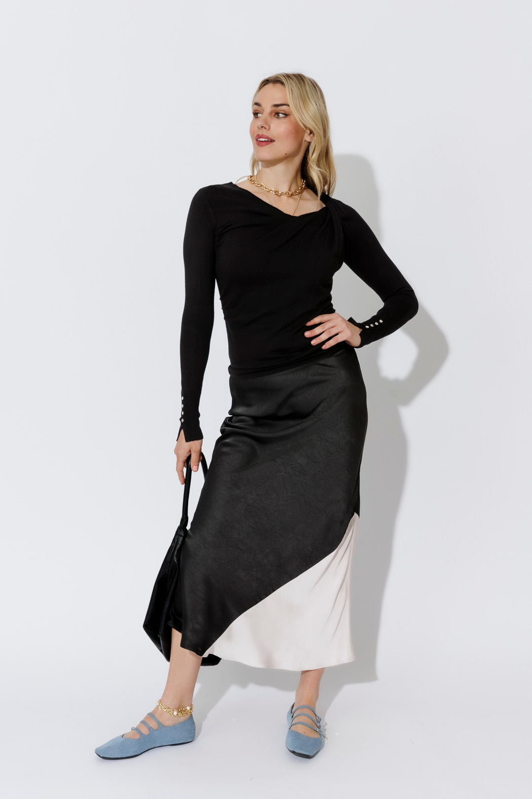 Black Fine Knit Twist Top