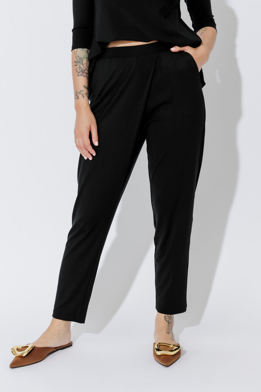 Black Tencel Fold Front Pant