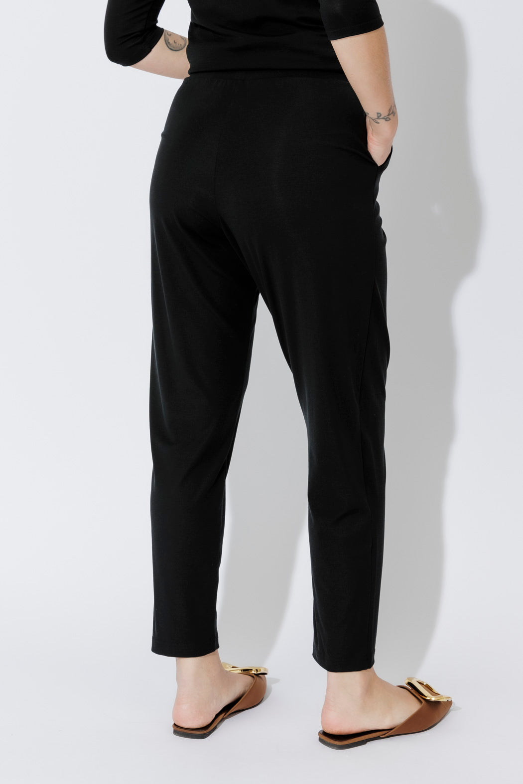 Black Tencel Fold Front Pant