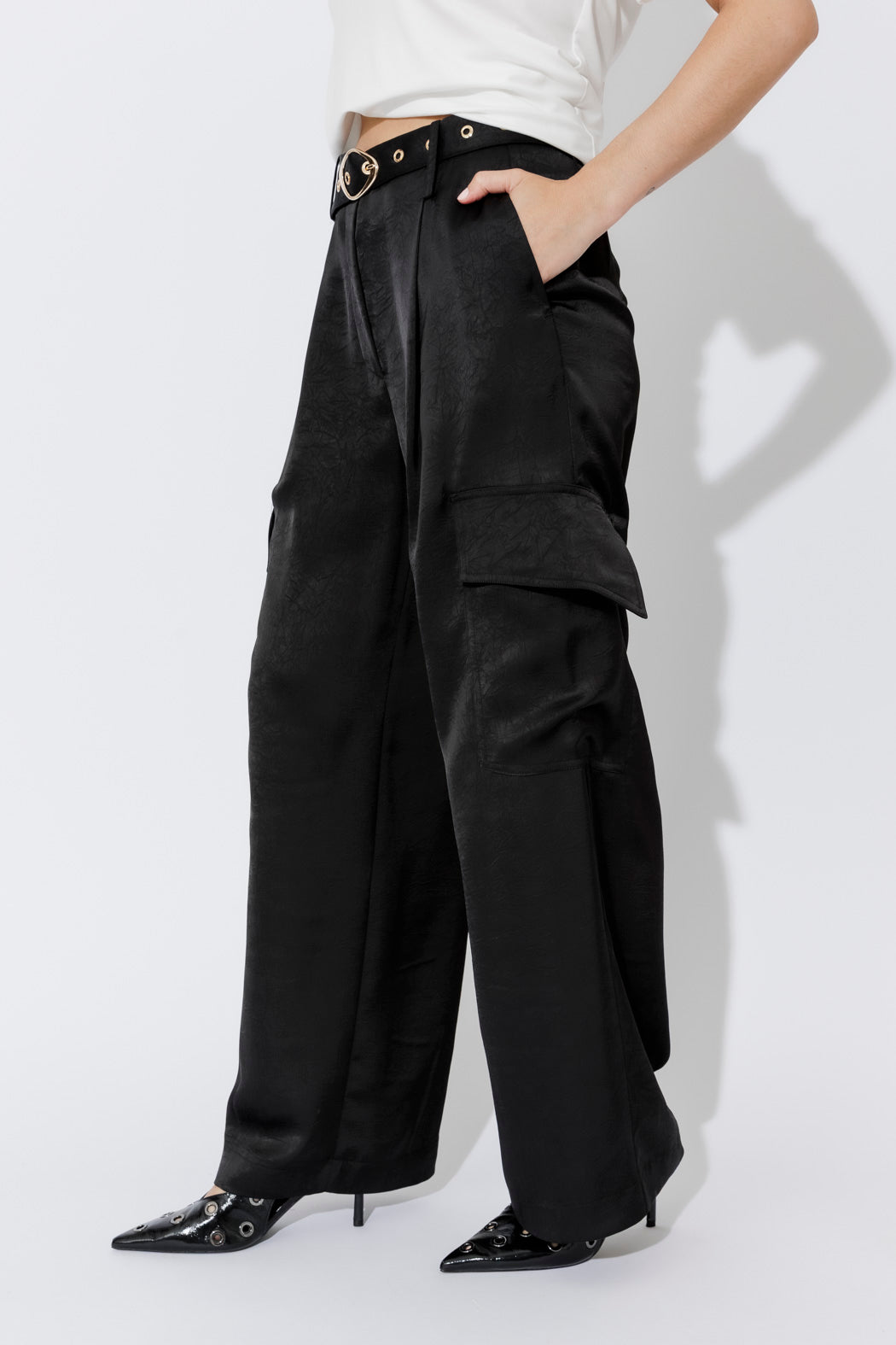 Black Cargo Barrel Pant