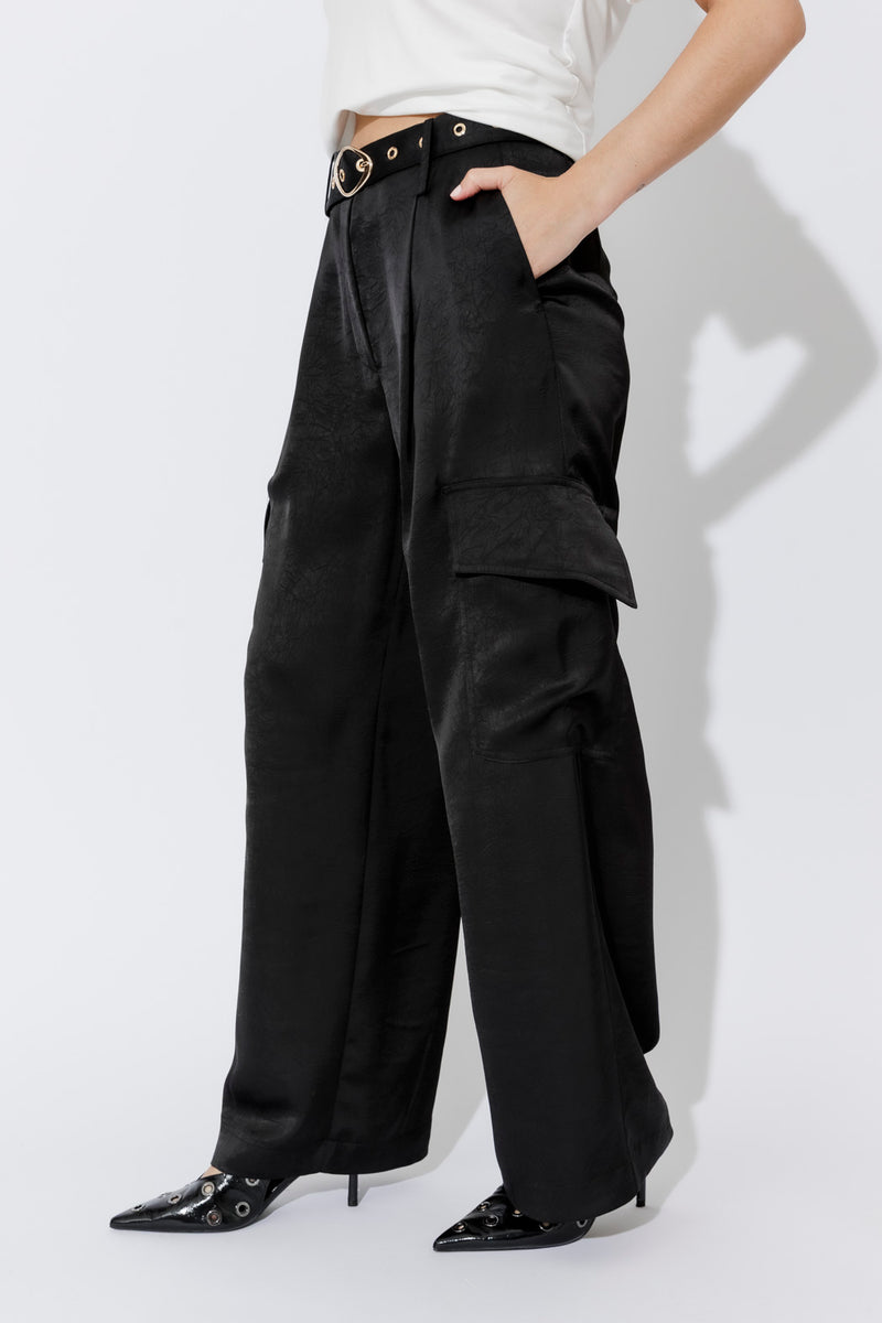 Black Cargo Barrel Pant