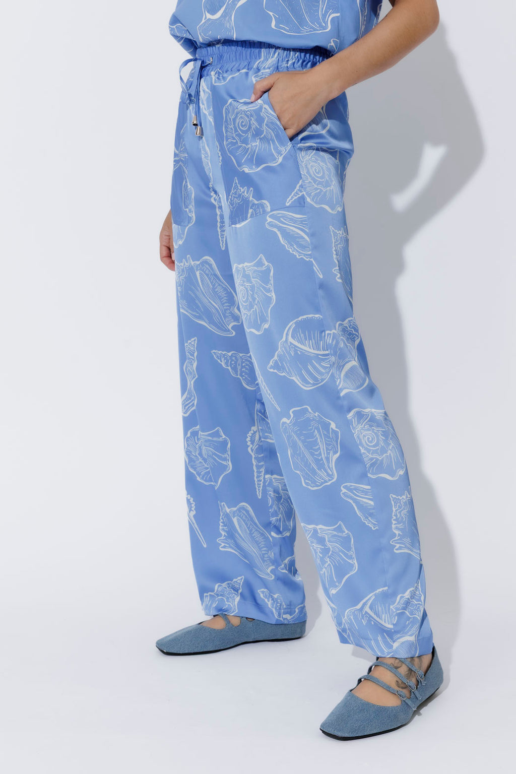 Blue Shells Drawstring Pant