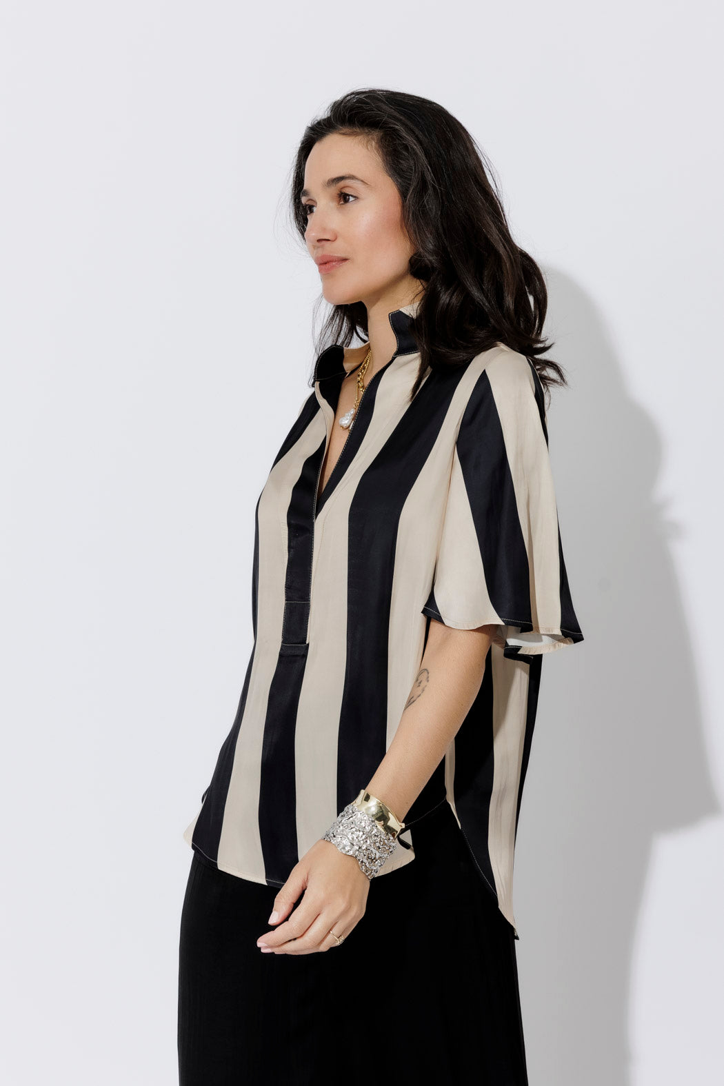Black/Beige Fluted Blogger Shirt