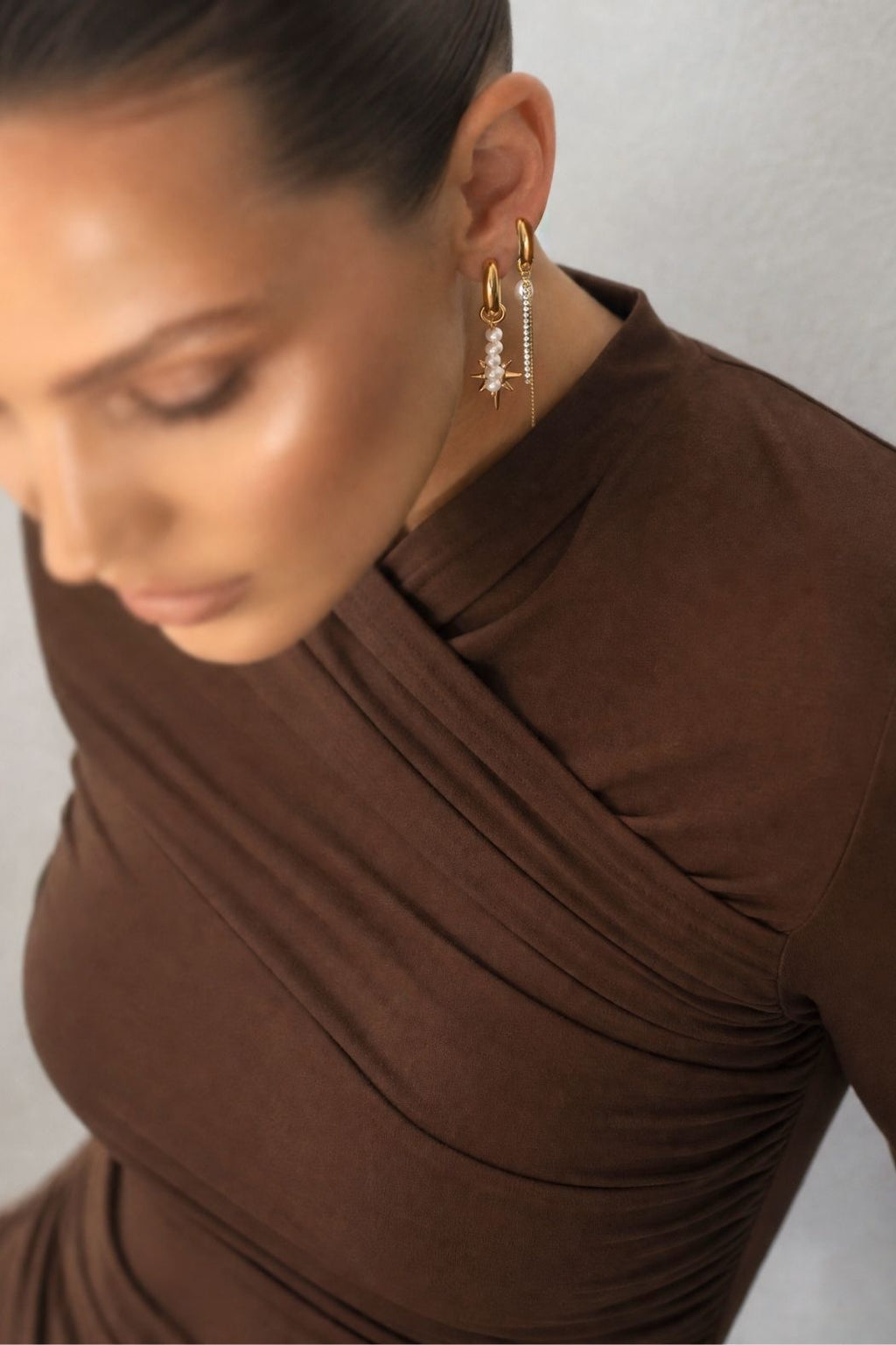 Gold Thriller Earrings