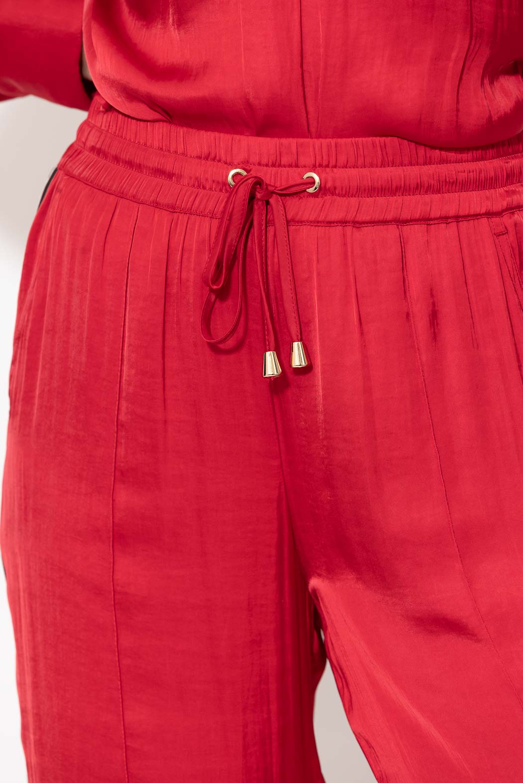 Red Glow Pintuck Drawstring Pant