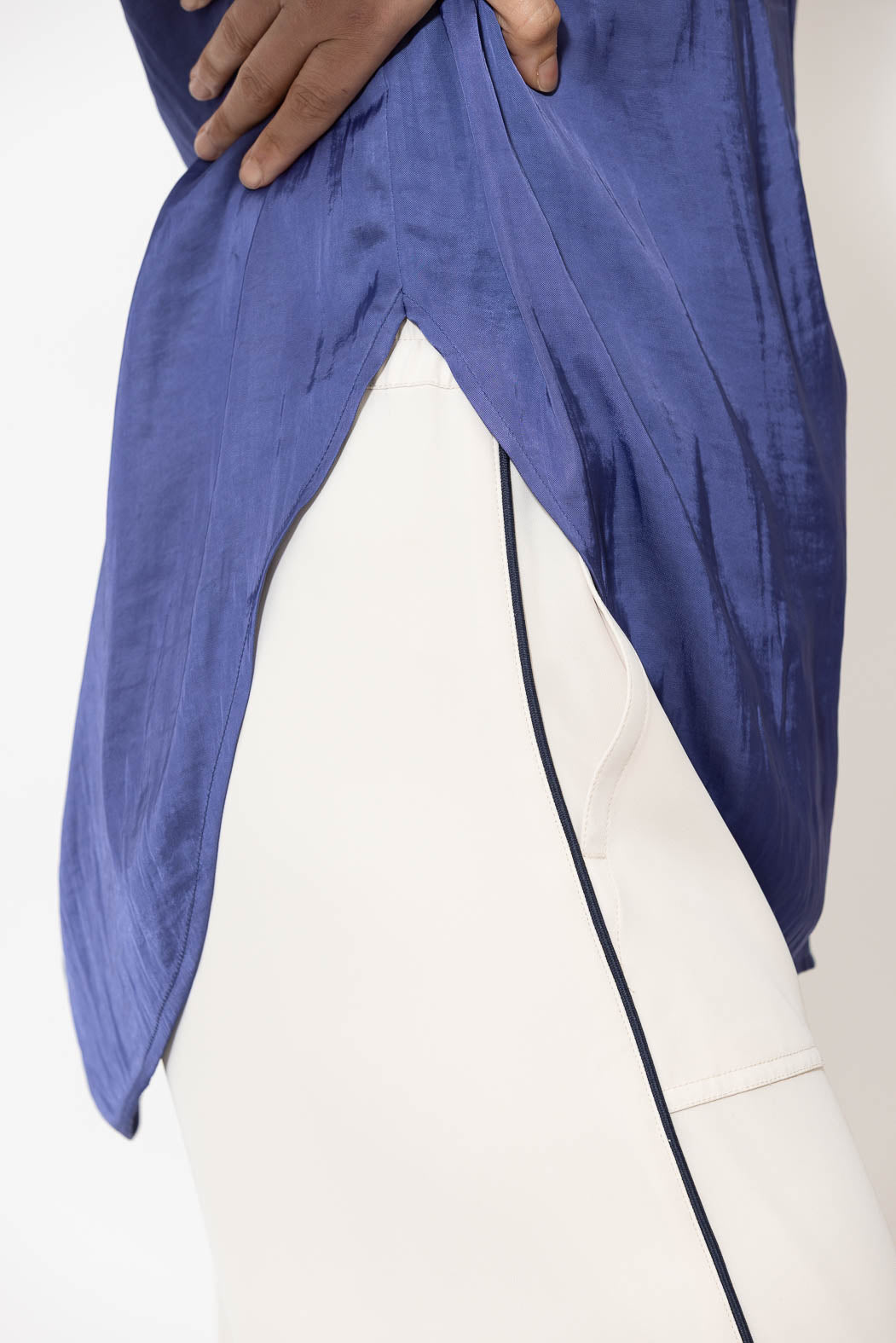 Soft Navy Glow Rib Cuff Blogger Shirt