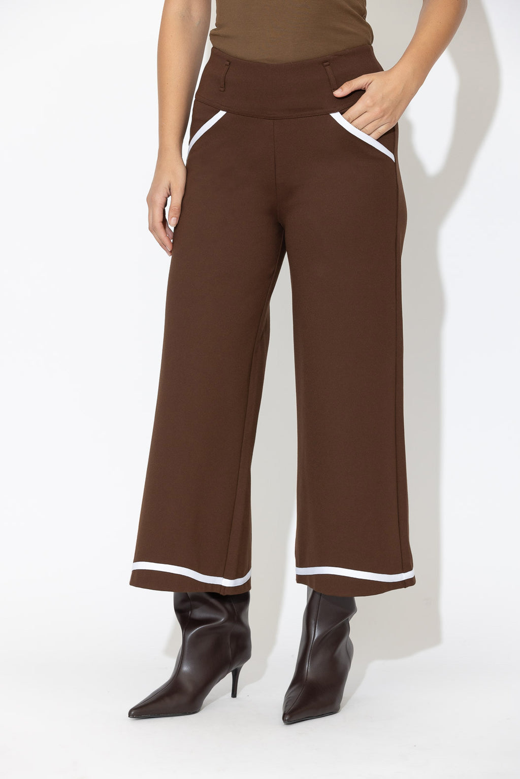 Chocolate Ponte Coco Pant