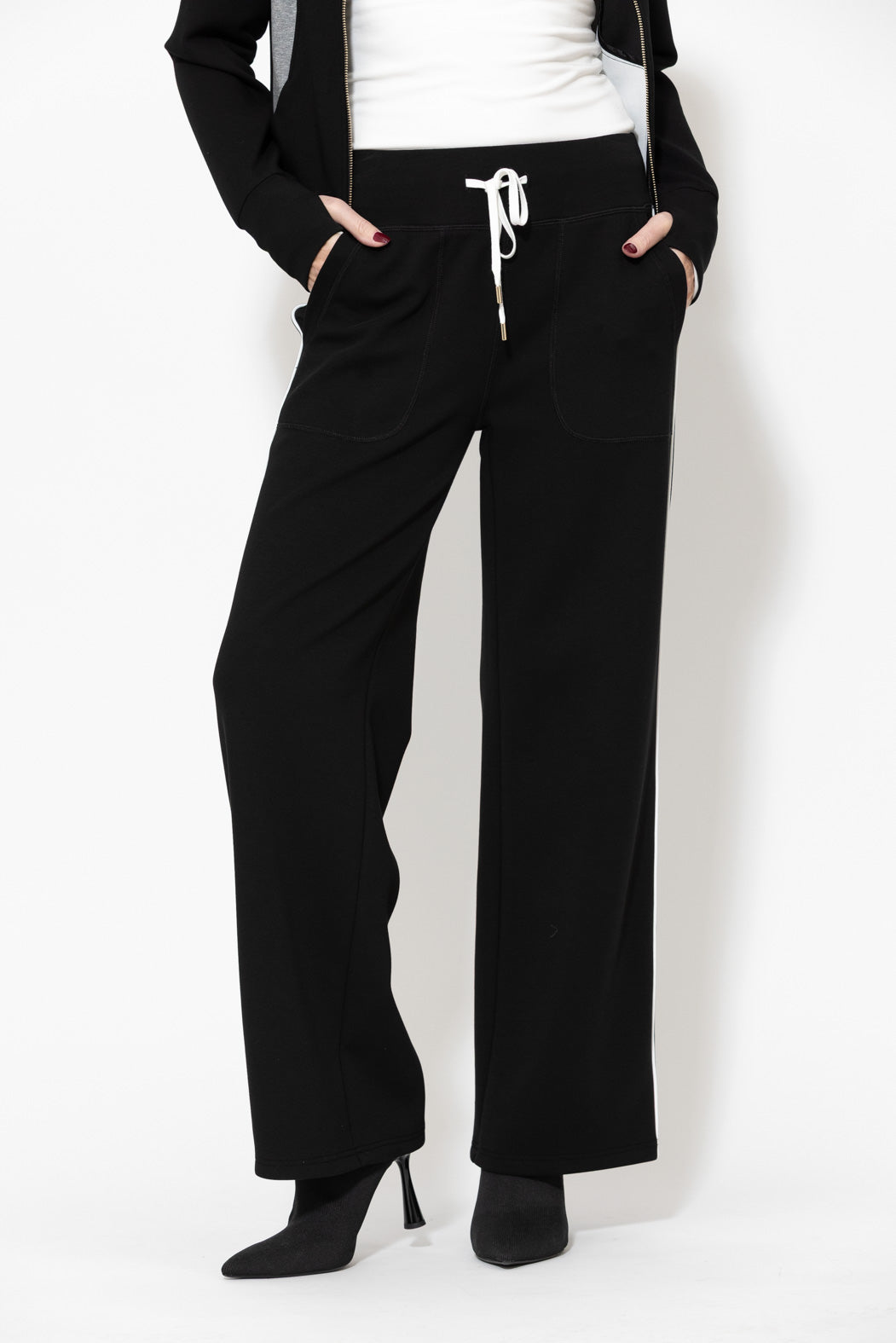 Black Scuba Hamptons Pant