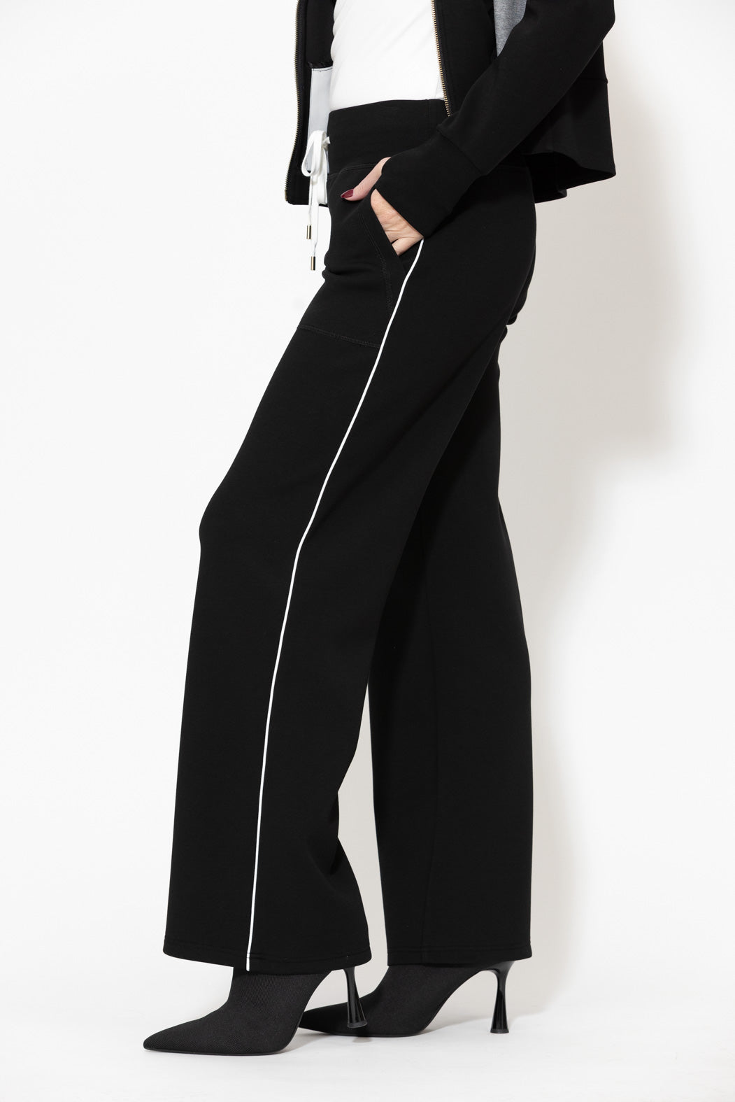 Black Scuba Hamptons Pant