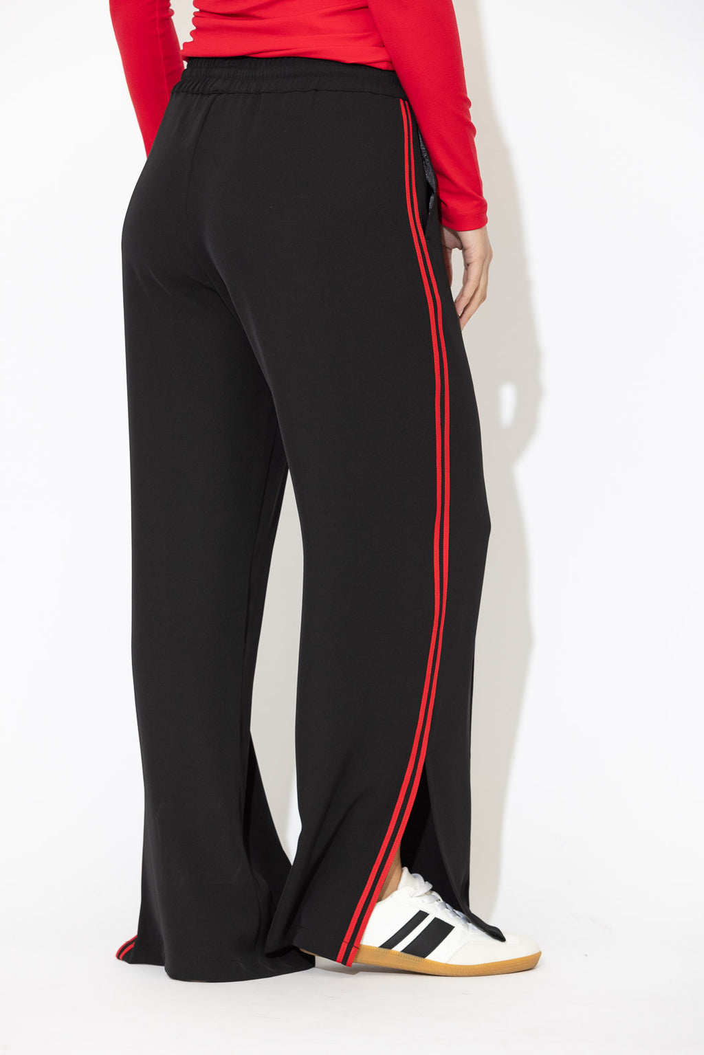 Black Euro Pintuck Sport Pant