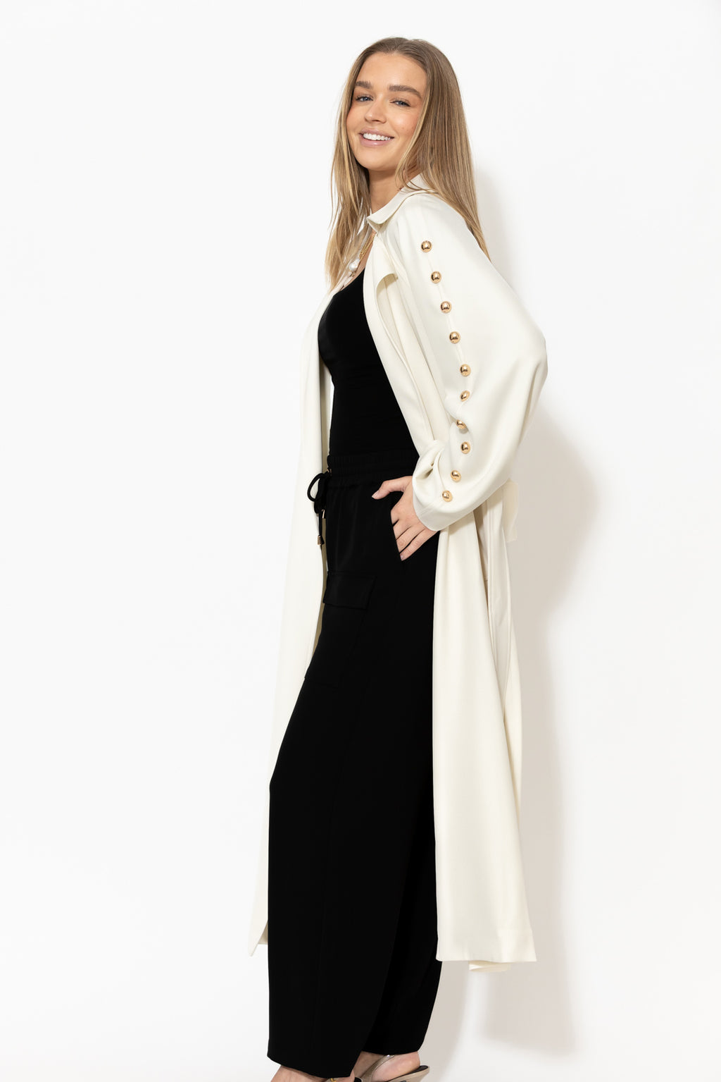 Ivory Lustra Dome Trench