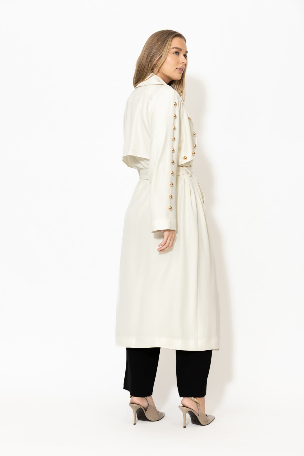 Ivory Lustra Dome Trench