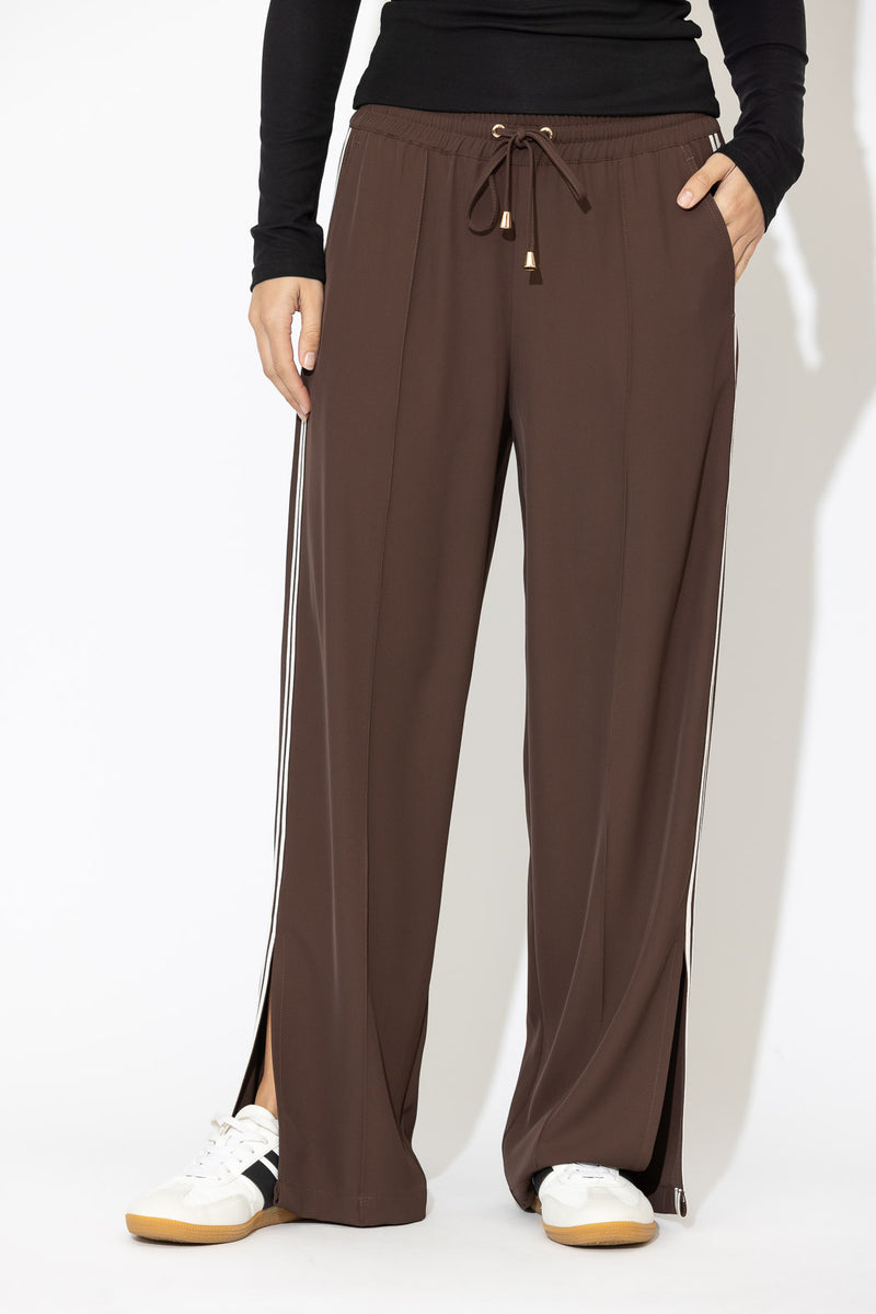 Chocolate Euro Pintuck Sport Pant