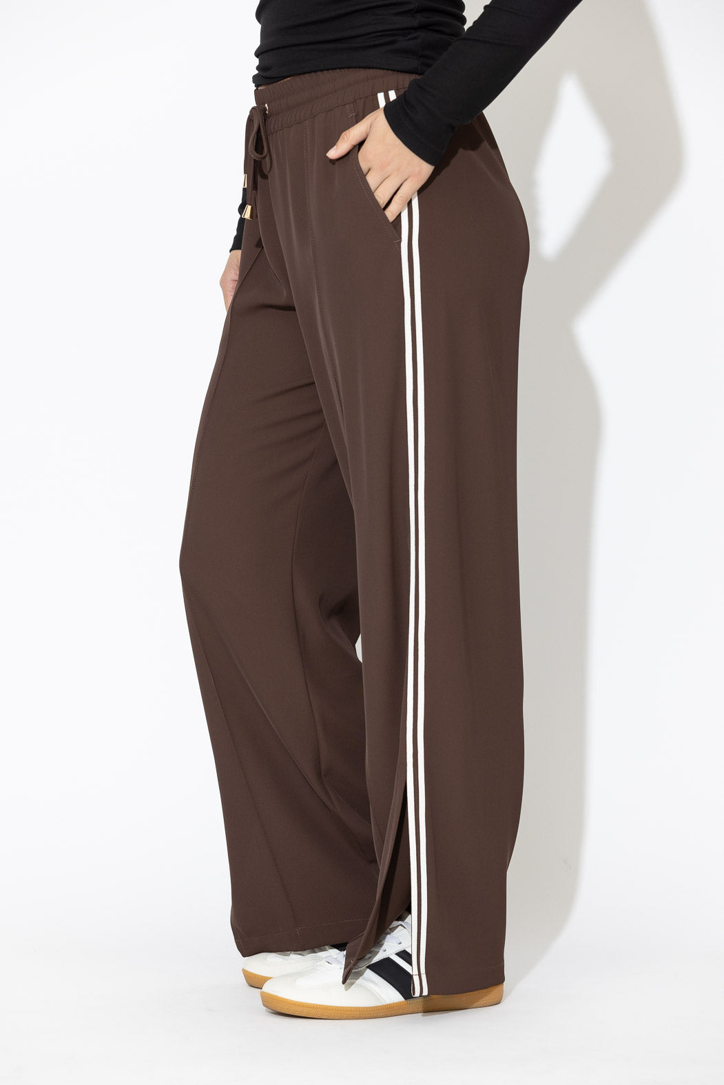 Chocolate Euro Pintuck Sport Pant