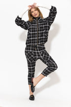 Black/White Cargo Capri Pant