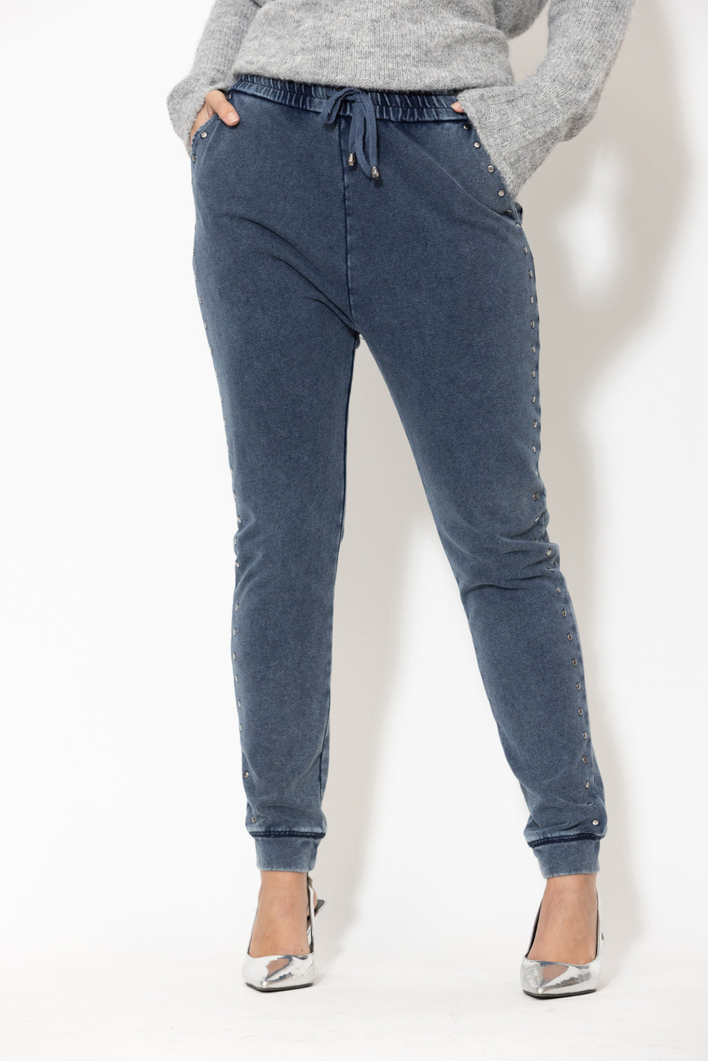 Navy Washed Cotton Stud Pant