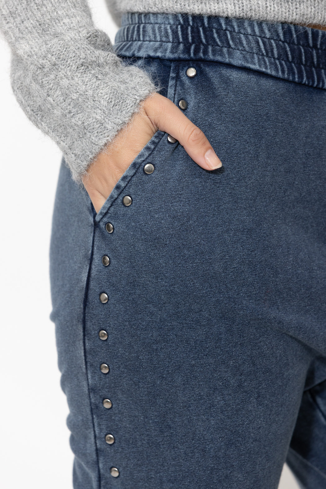 Navy Washed Cotton Stud Pant