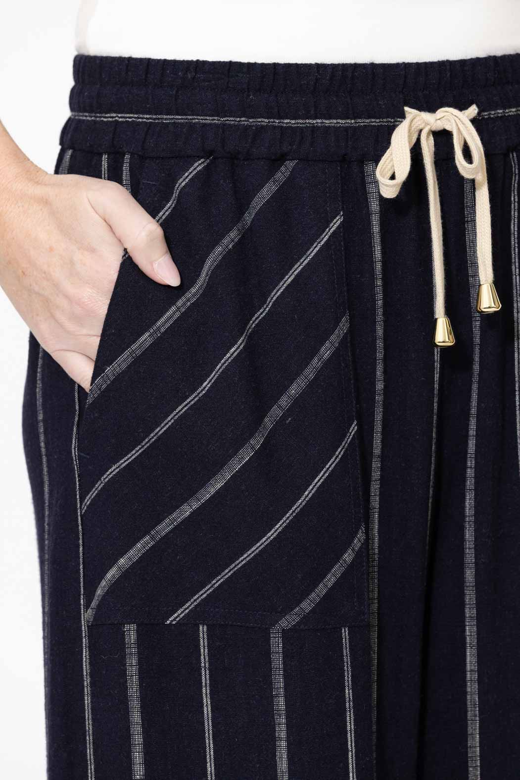 Navy Linen Drawstring Pant