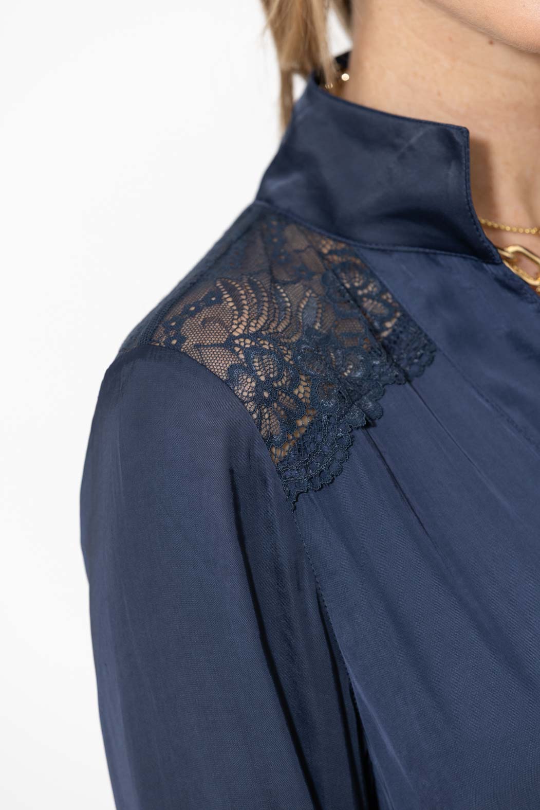 Navy Glow Lace Blogger Shirt