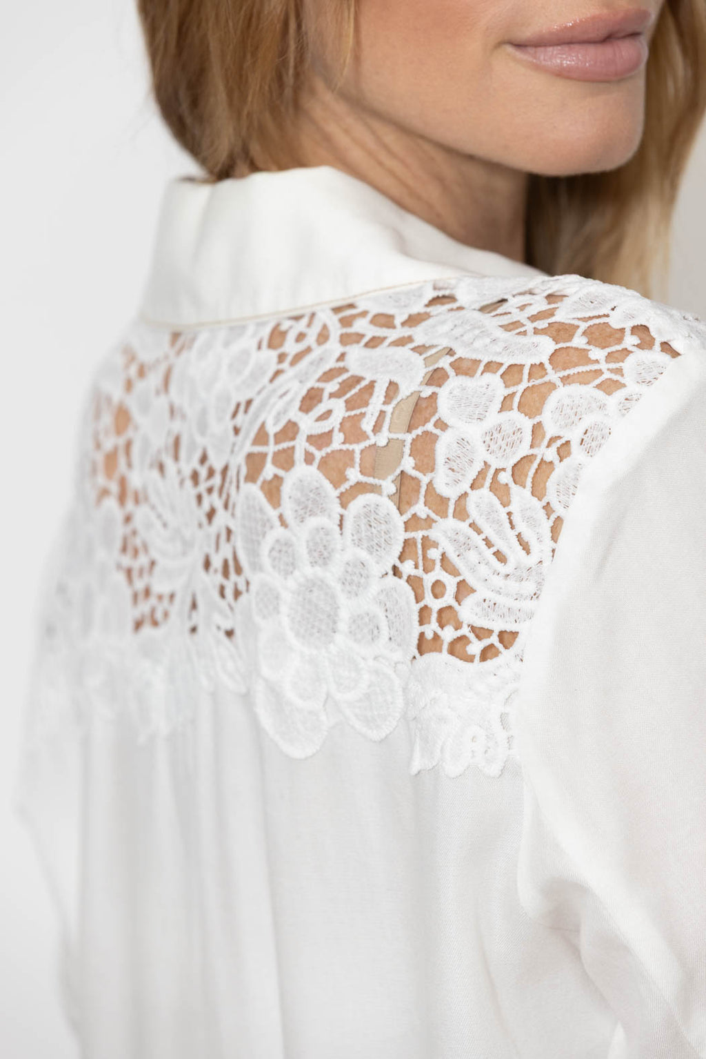 White Denim & Lace Blogger Shirt