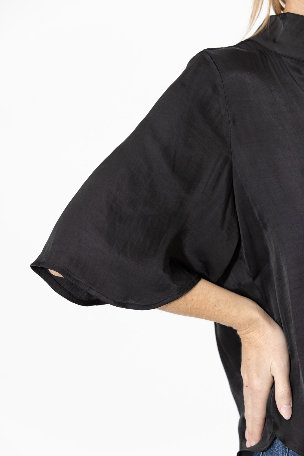 Black Milan Fluted Blogger Shirt