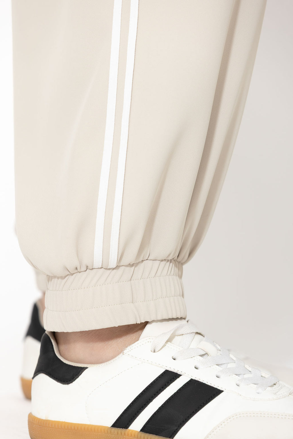 Beige Euro Sport Balloon Pant