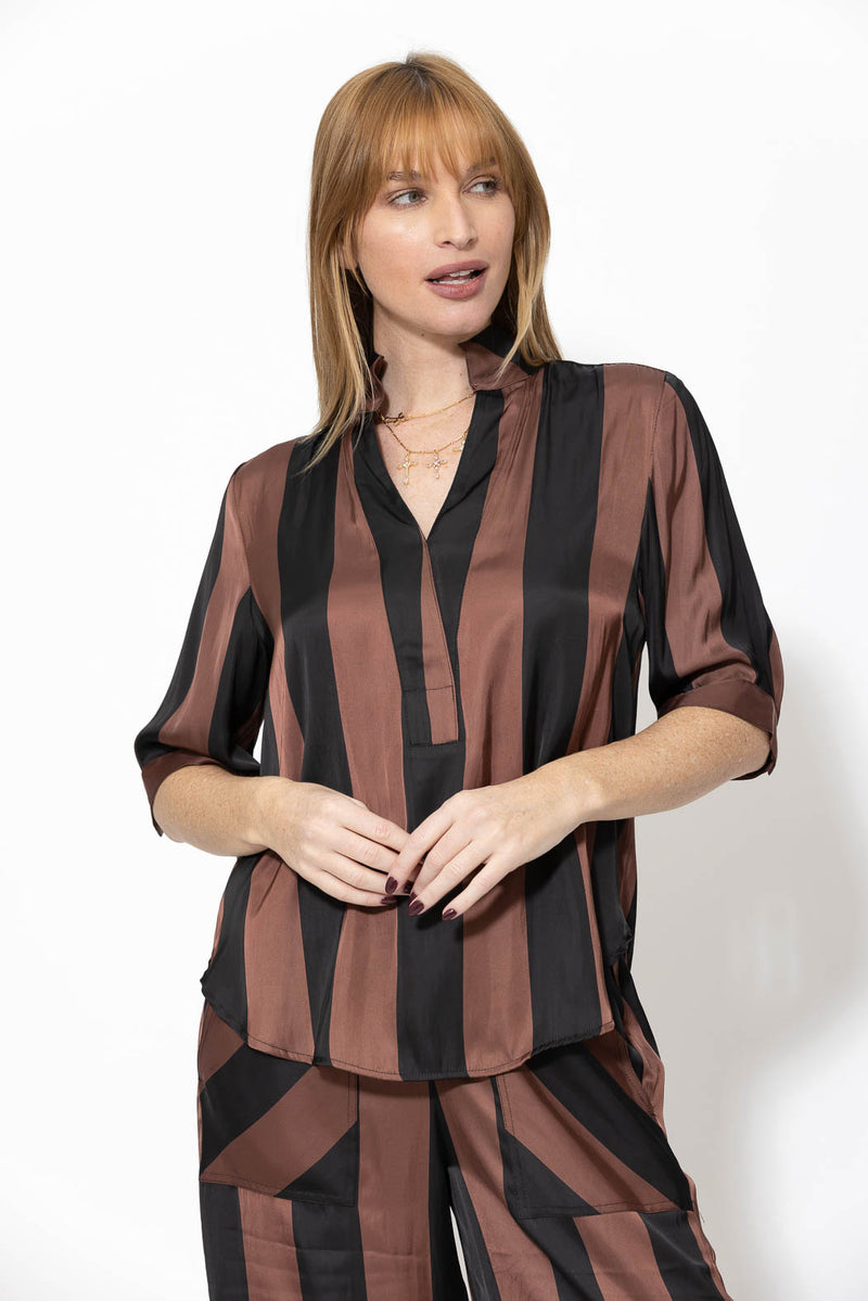 Chocolate Stripe Glow Blogger Shirt