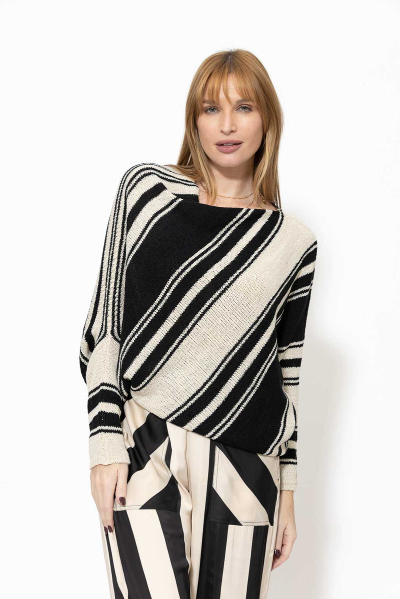 Black/White Knit Drape Top