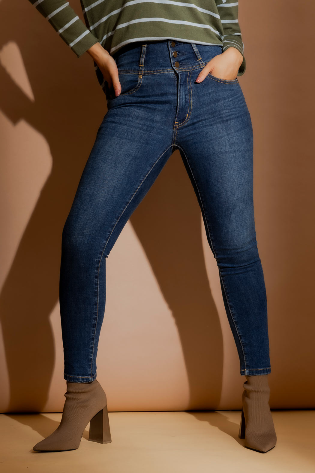 Mid Denim Corset Miracle Jean Mid Denim