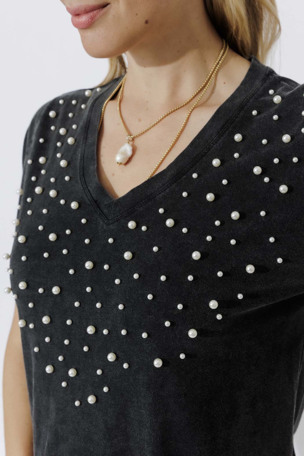 Charcoal Washed Cotton Pearl T-Shirt
