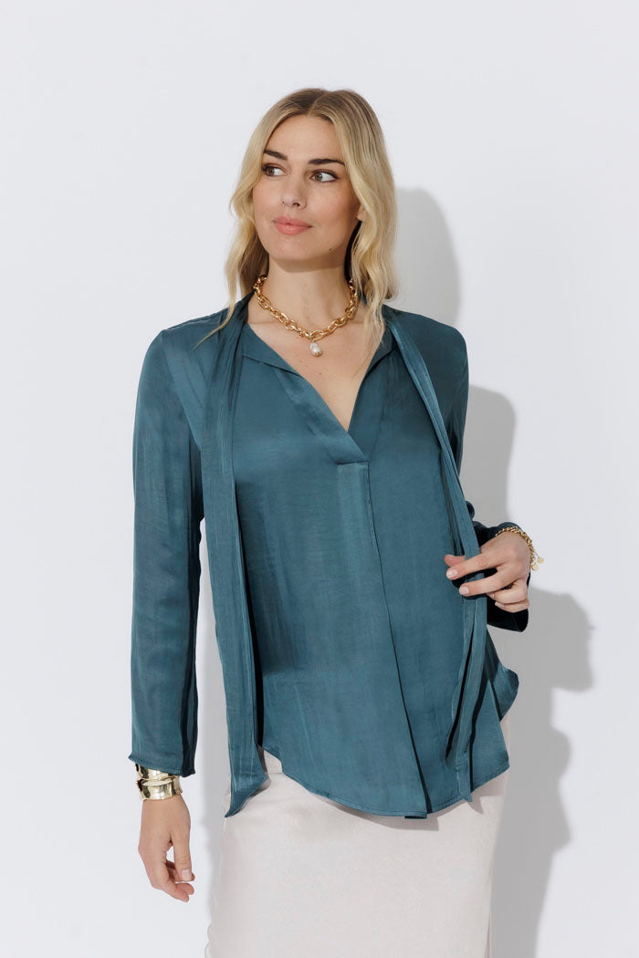 Teal Glow Tie Collar Blogger Shirt