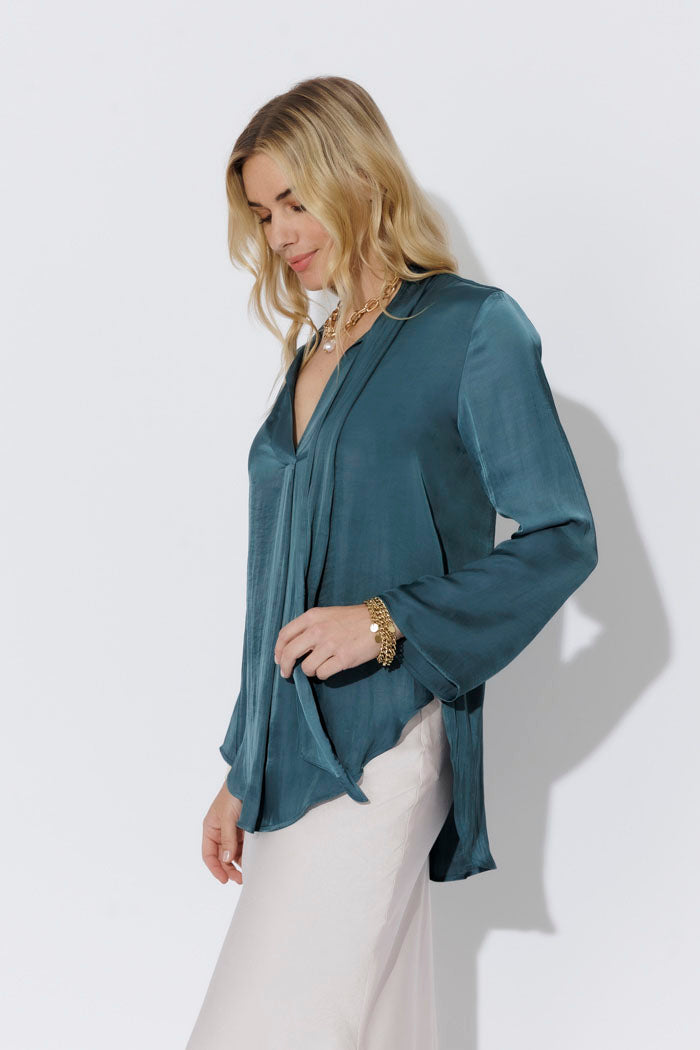 Teal Glow Tie Collar Blogger Shirt